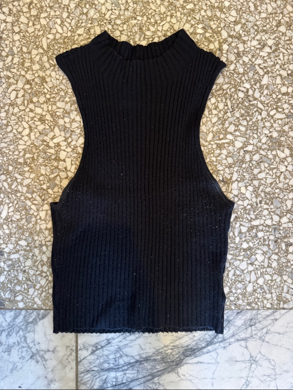 Divided Sleeveless Ribbed Mock Neck Tank Top - Black